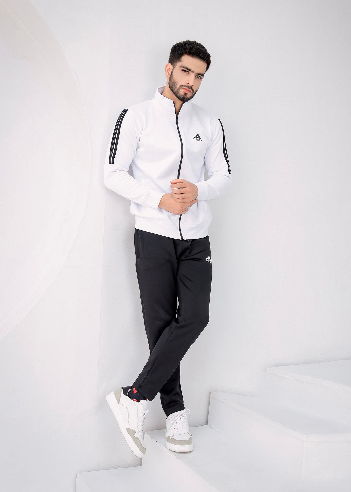 PREMIUM WHITE  WINTER TRACKSUIT WITH STRIPES